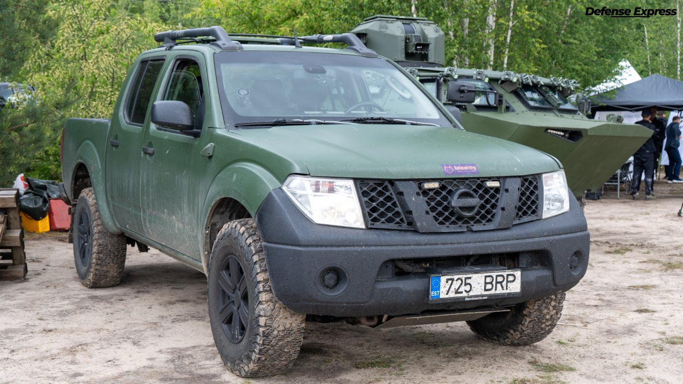 Nissan Navara з можливістю дистанційного керування від Telearmy