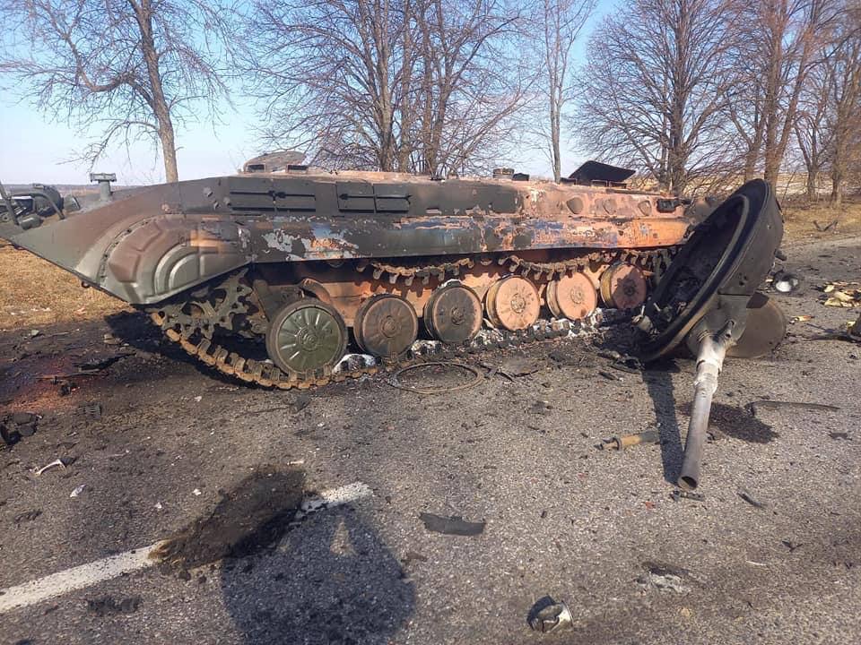 BMP quemado de las Fuerzas Armadas Rusas