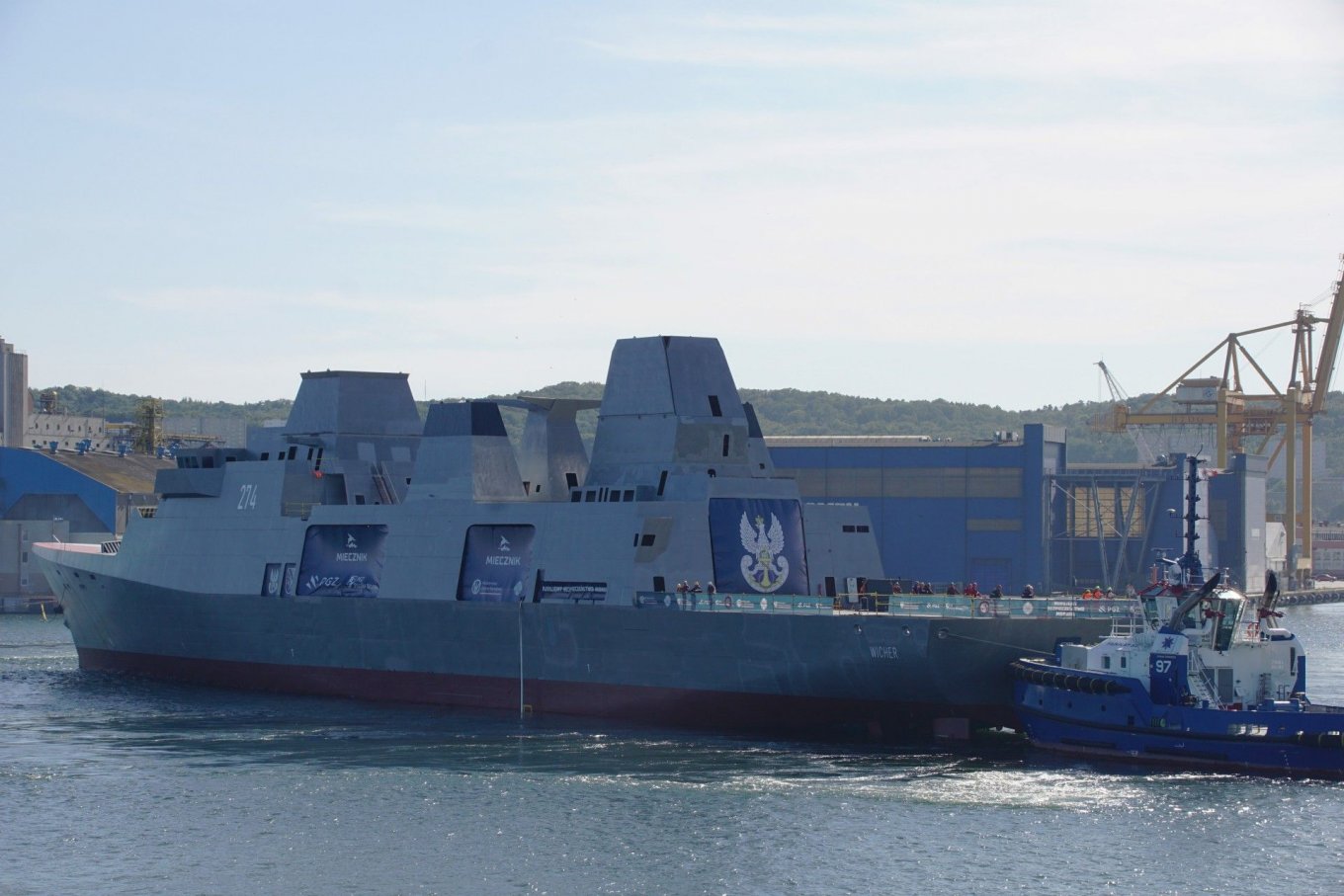Фрегат ORP Wicher після спуску на воду. Фото: Jarosław Ciślak/Defence24.pl 
