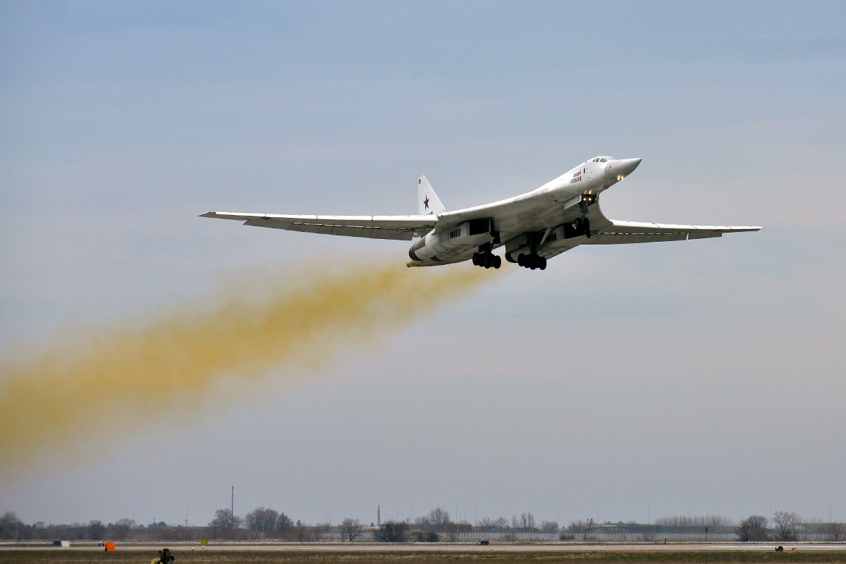 Ту-160