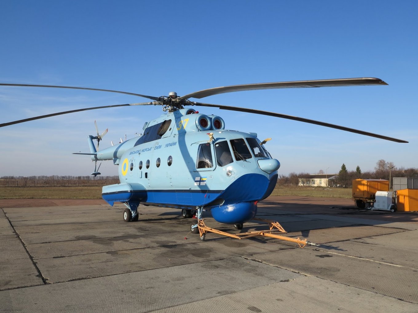 Вертоліт Мі-14ПЛ ВМС ЗСУ