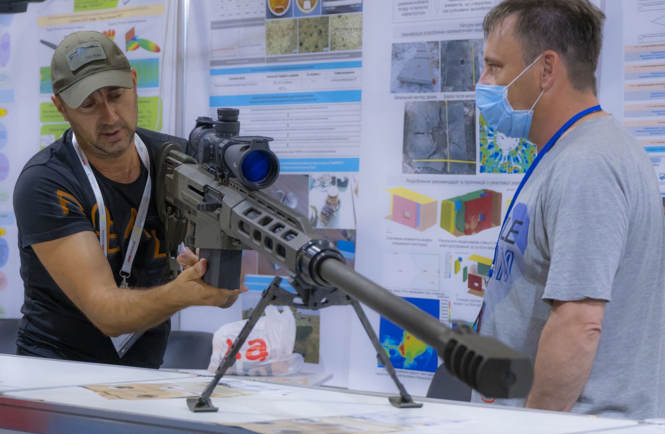 Презентація самозарядної антиматеріальної гвинтівки Snipex MONOMAKH відбулася на виставці Зброя та Безпека-2021