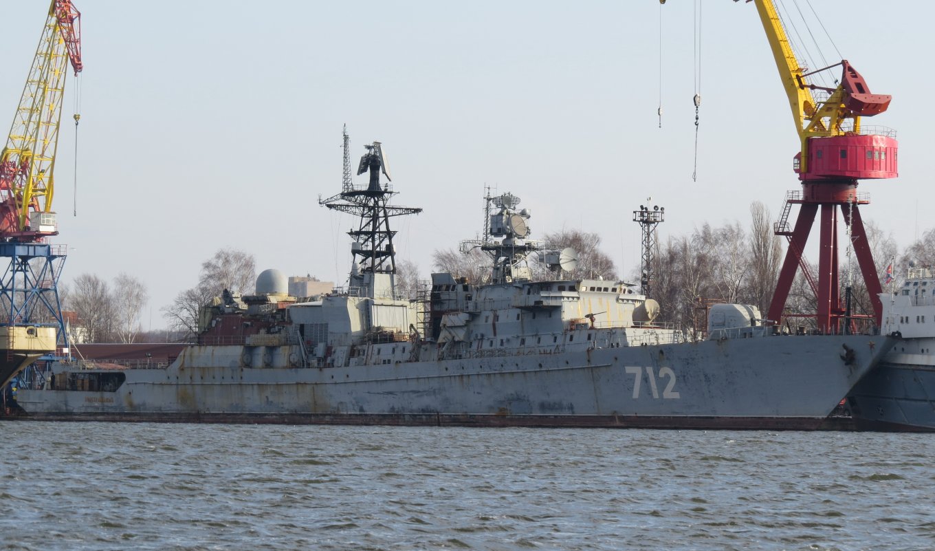 Російський фрегат 
