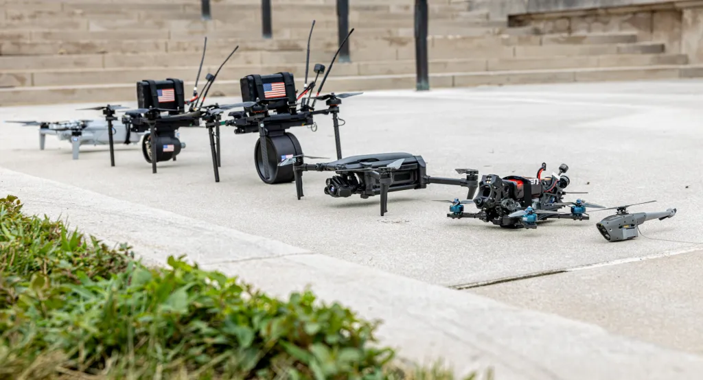 3220 доларів за один - Пентагон купить багато FPV та інших дронів, яких все одно буде мало