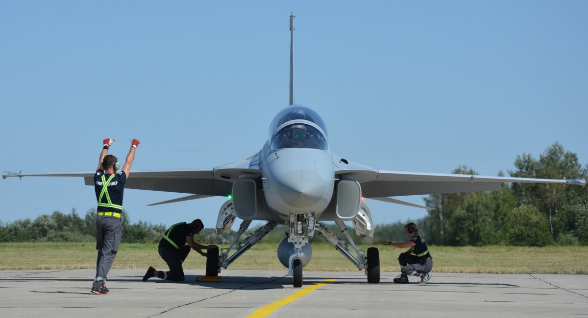 Навчально-бойовий літак FA-50GF ПС Польщі