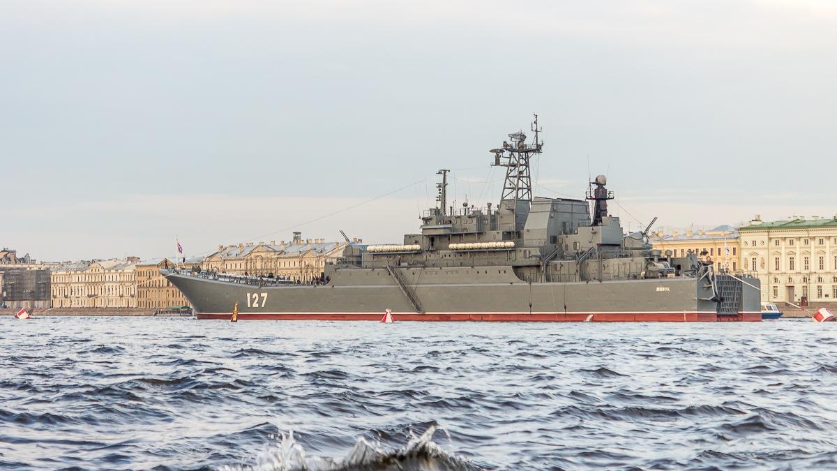 Великий десантний корабель Минск