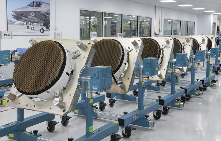 Виробництво РЛС AN/APG-81