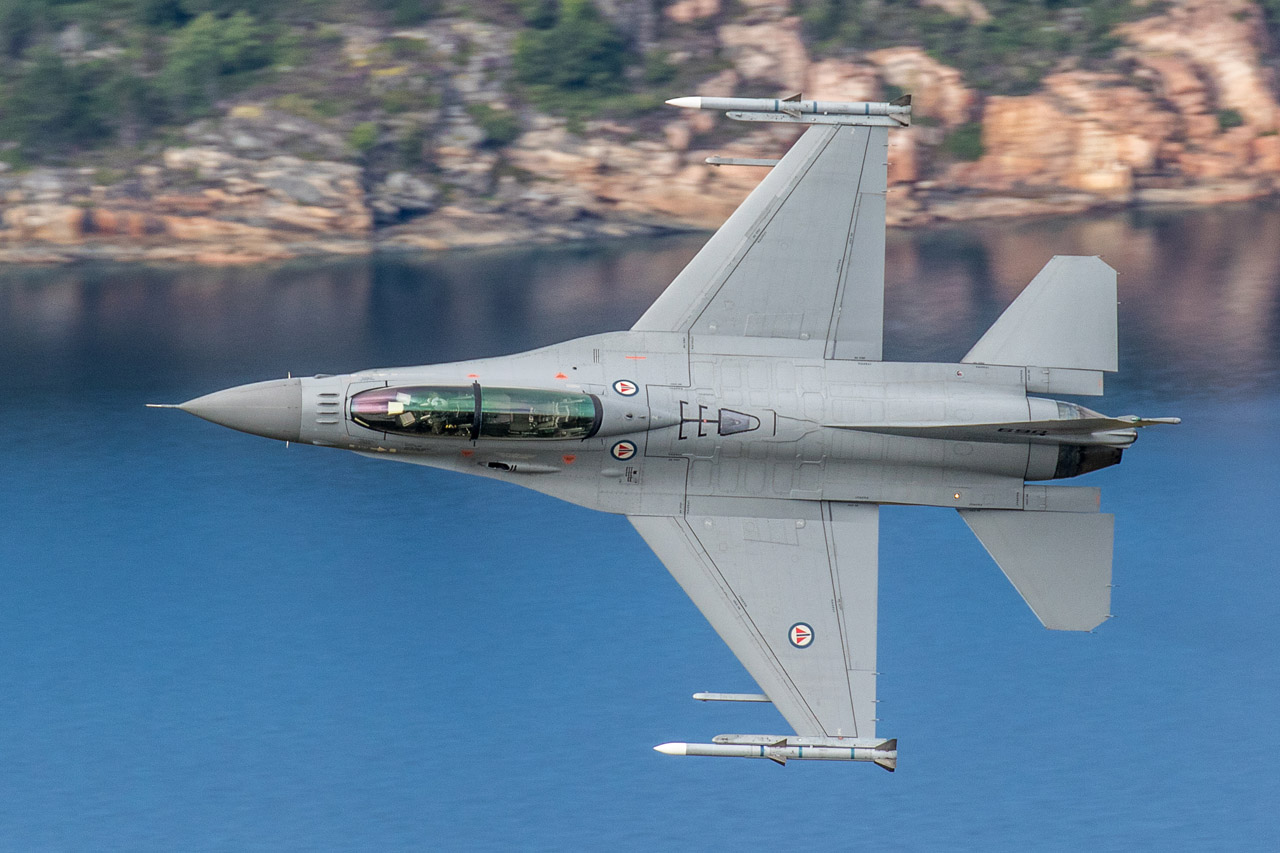 Норвегія F-16