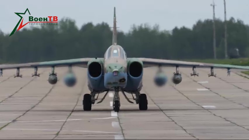 Білорусь і ядерна зброя: "одноразовий" Су-25, "Орєшнік" і плани по власних "Полонезах"