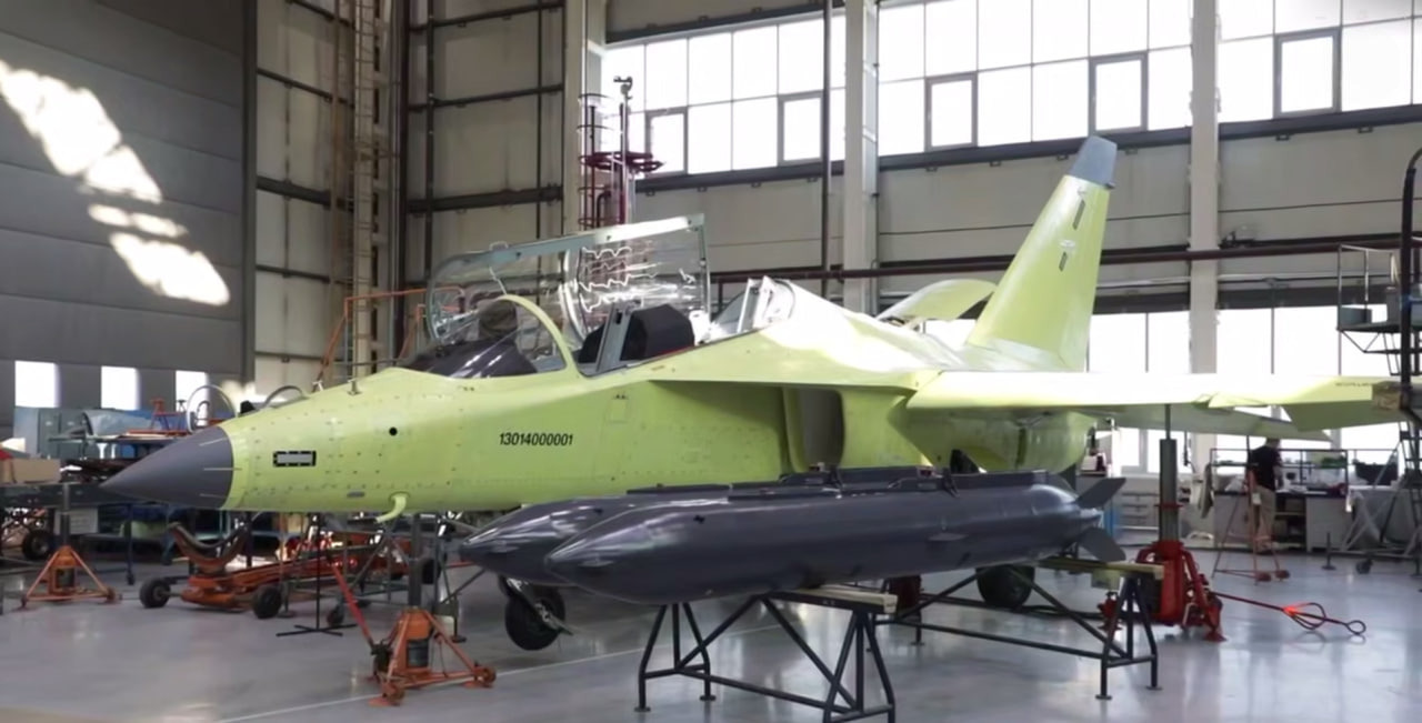 Перший модернізований російський Як-130М