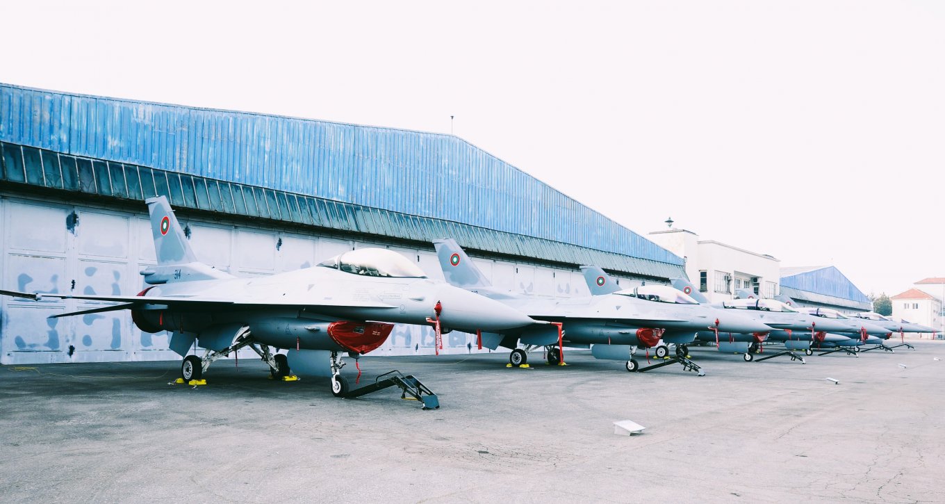Болгарії відмовили у вживаних F-16 і Gripen, тож надія лише знайти запчастини до МіГ-29