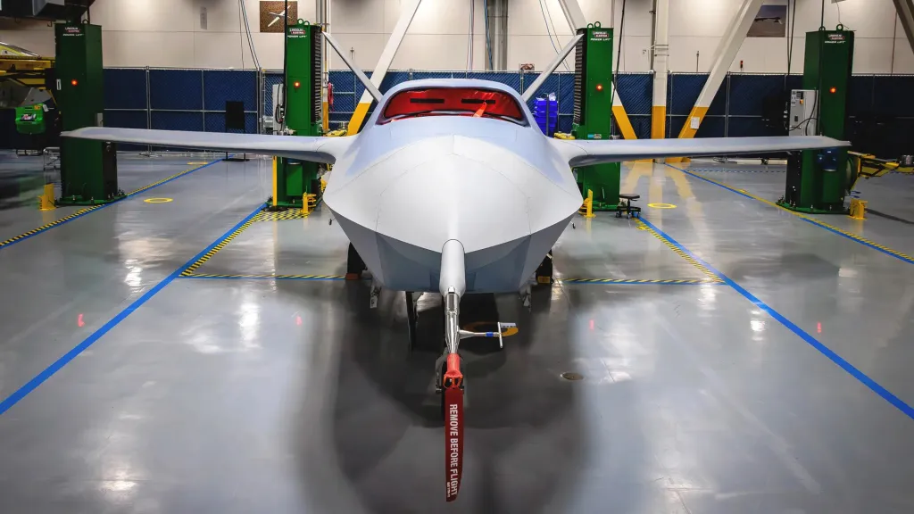 YFQ-42A від General Atomics
