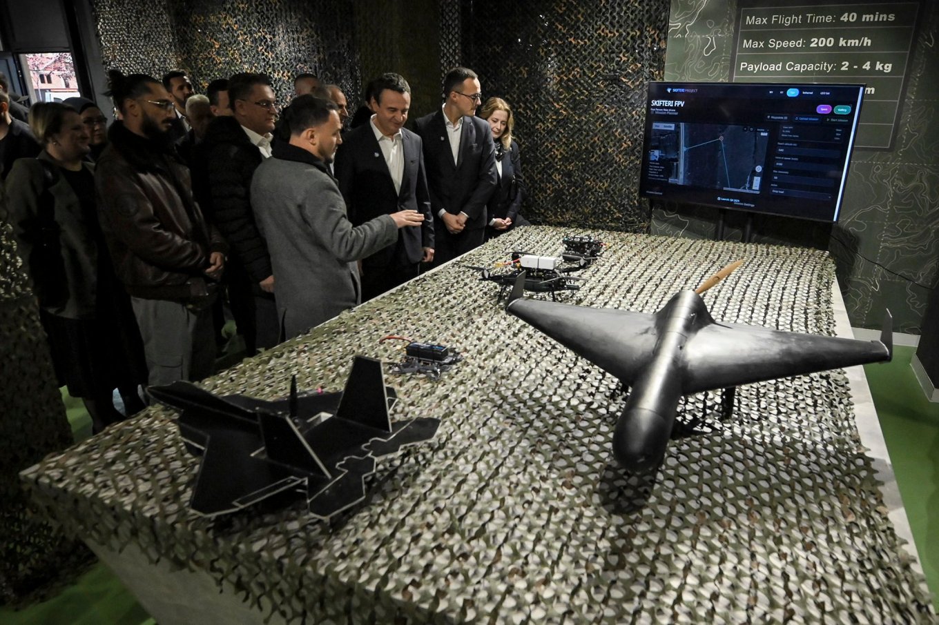 Різні дрони, та зокрема MIGA FPV-5 та MIGA FPV-10