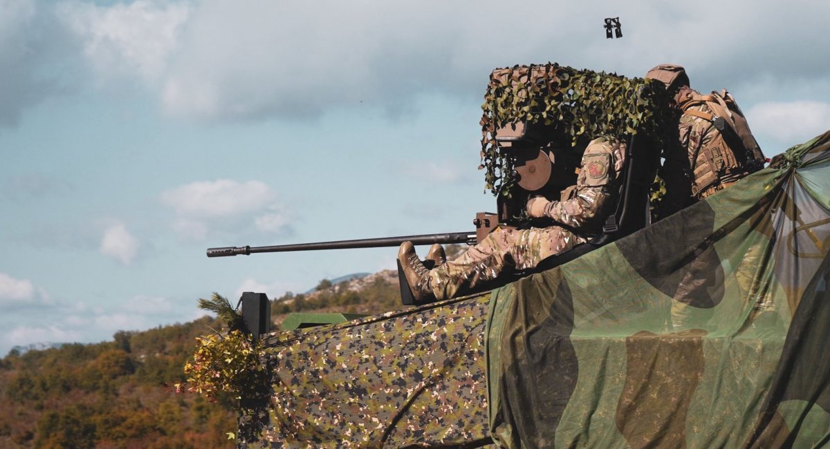 Зенітка Proteus Франція 20-мм гармата