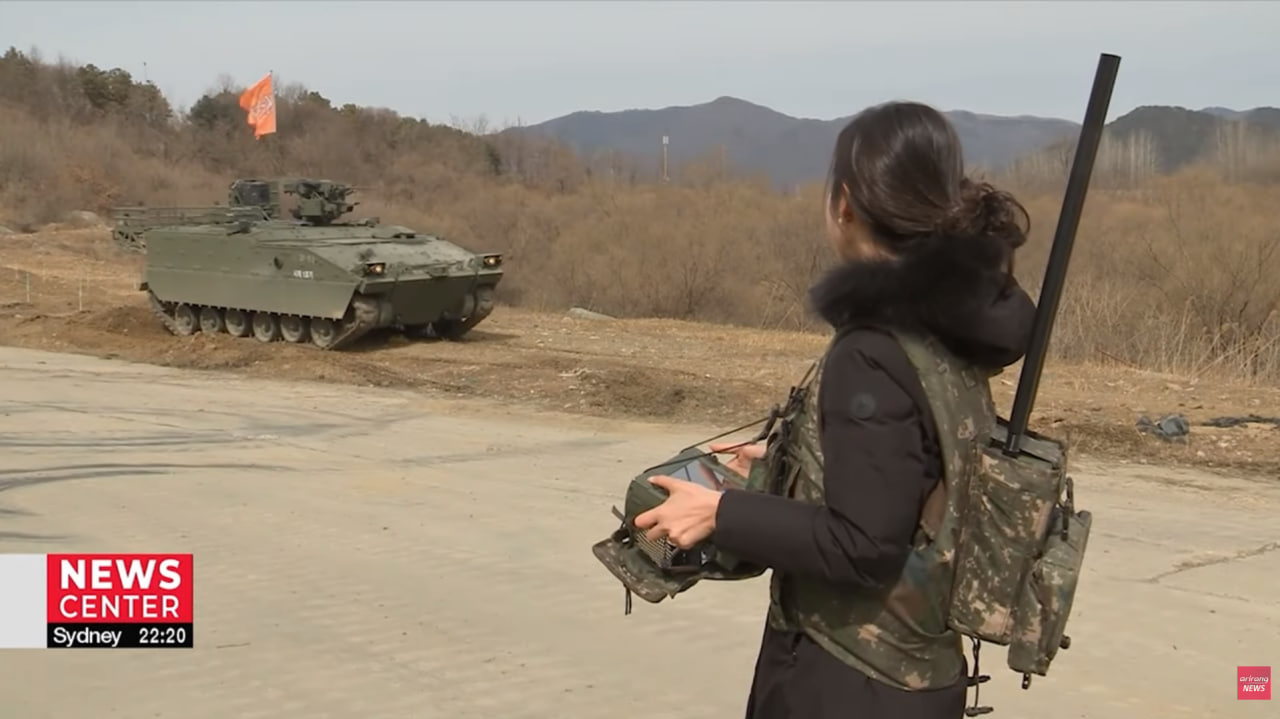 Демонстрація пульту керування та інженерної машини K-CEV