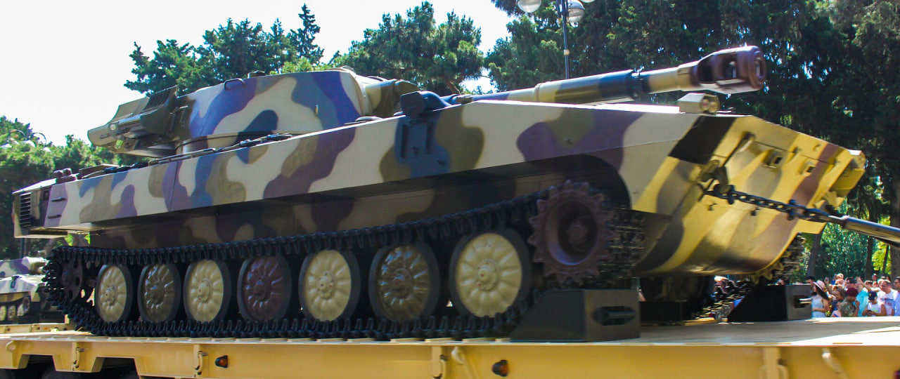 Азербайджанська САУ 2С1