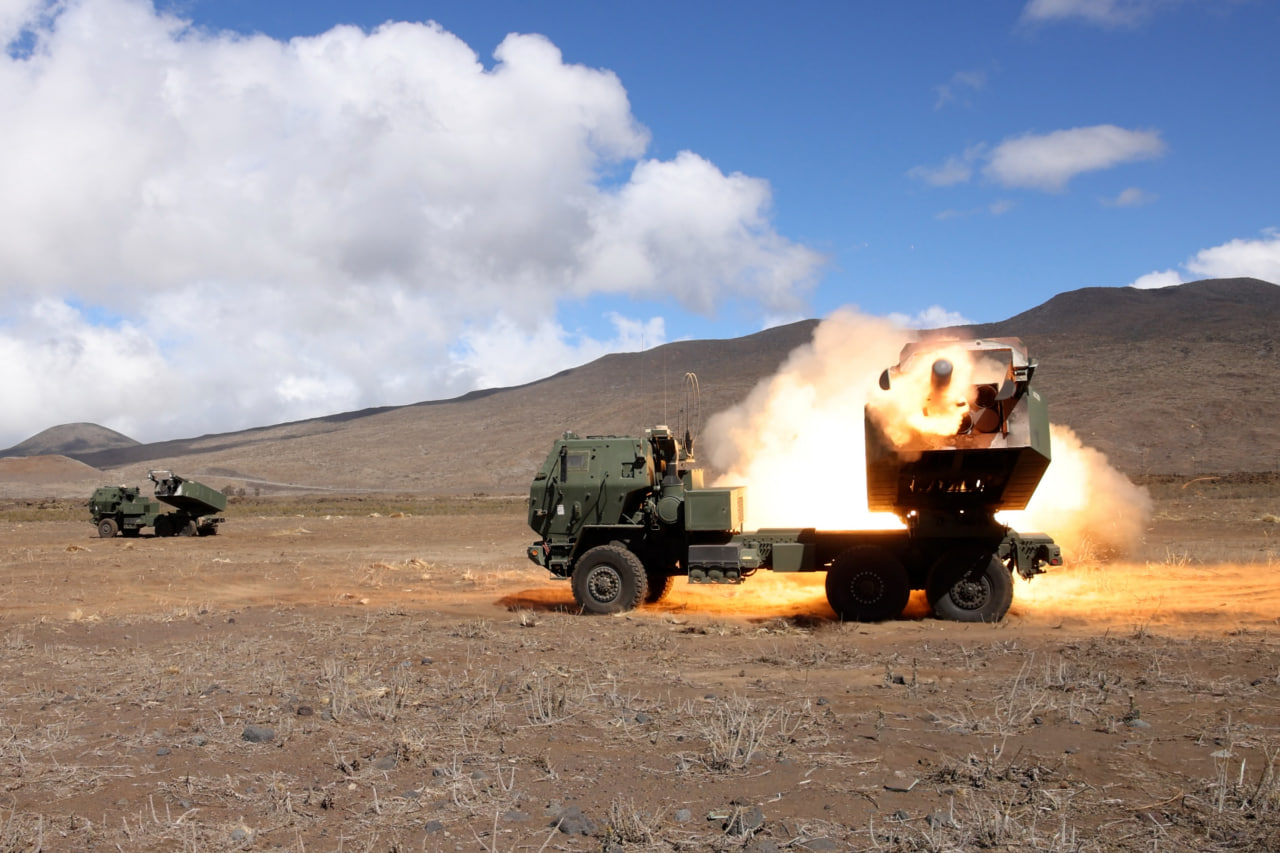 Запуск GMLRS з РСЗВ M142 HIMARS