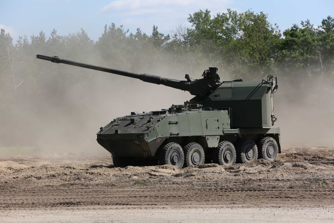САУ DONAR 10x10 або AGM на шасі MOWAG Piranha IV 10x10