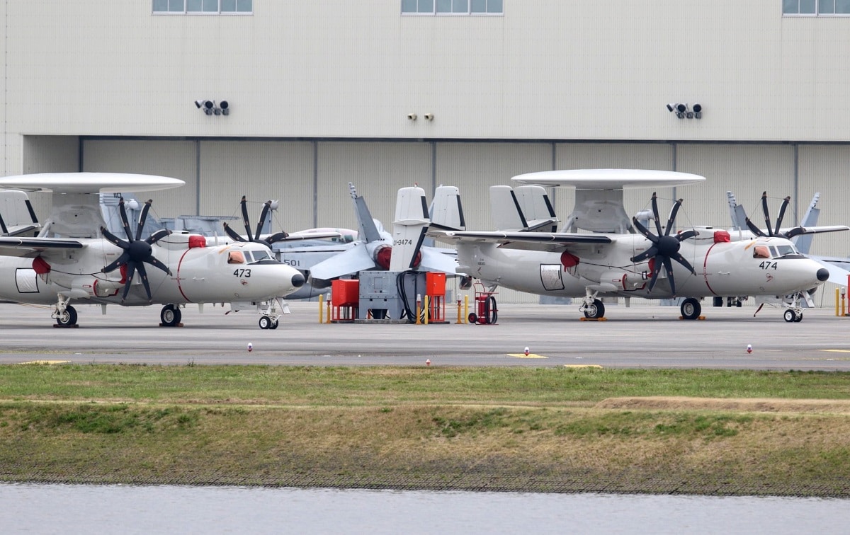 Літаки радіолокаційного дозору (AWACS) типу E-2D Advanced Hawkeye зі складу Сил самооборони Японії