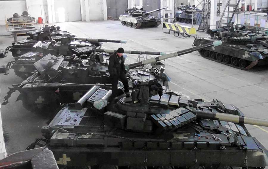 Модернізовані на ХБТЗ танки Т-64 зразка 2017 року та Т-80БВ
