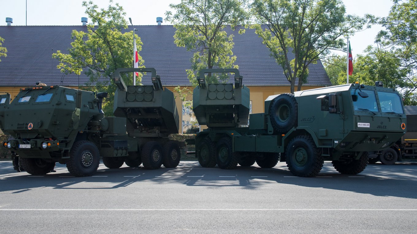 РСЗВ M142 HIMARS та HOMAR-A
