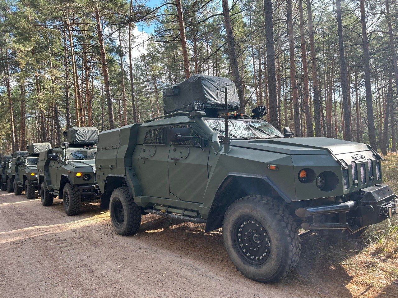 Бронеавтомобілі 