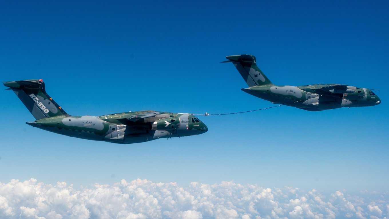 KC-390