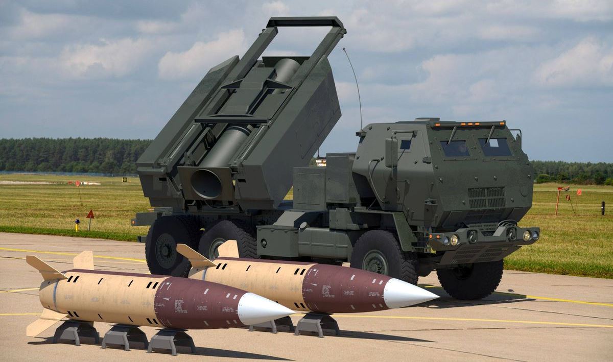 РСЗВ M142 HIMARS та балістичні ракети ATACMS