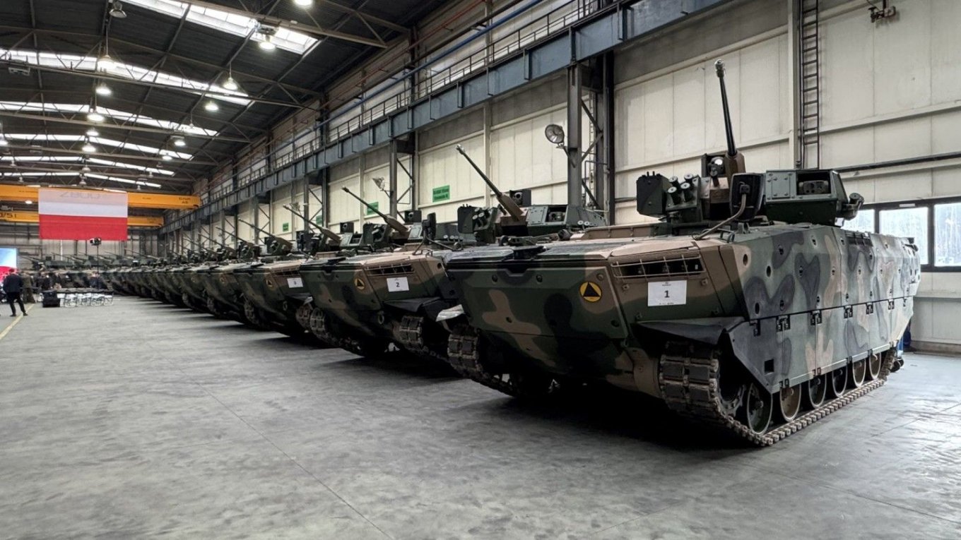 Перша партія польських БМП Borsuk