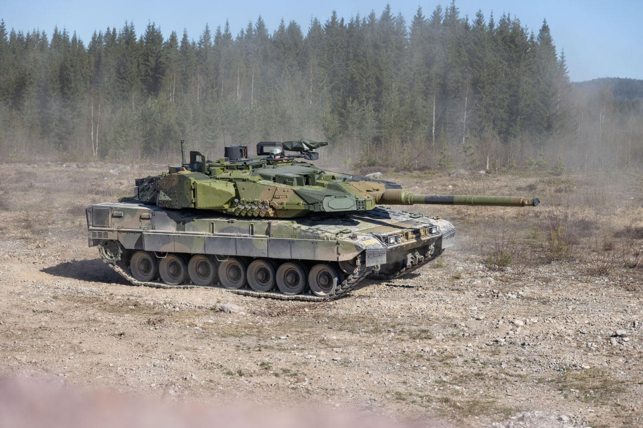 Танк Leopard 2A8NO