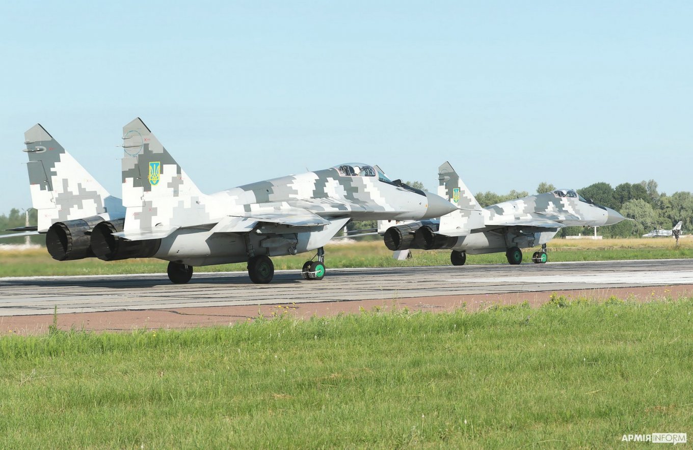 Ввс украины. Миг-29 ВВС Украины. Миг-25 ВВС Украины. Миг 29 ВСУ. Су-27 ВСУ.