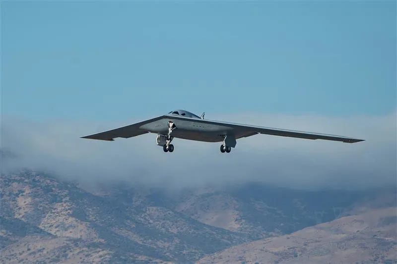 Другий дослідний зразок B-21 Raider