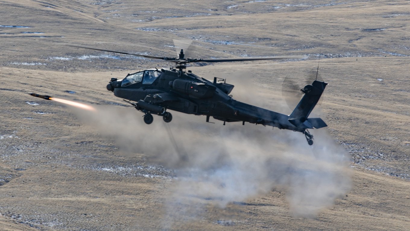 AH-64E Apache AGM-114 Hellfire