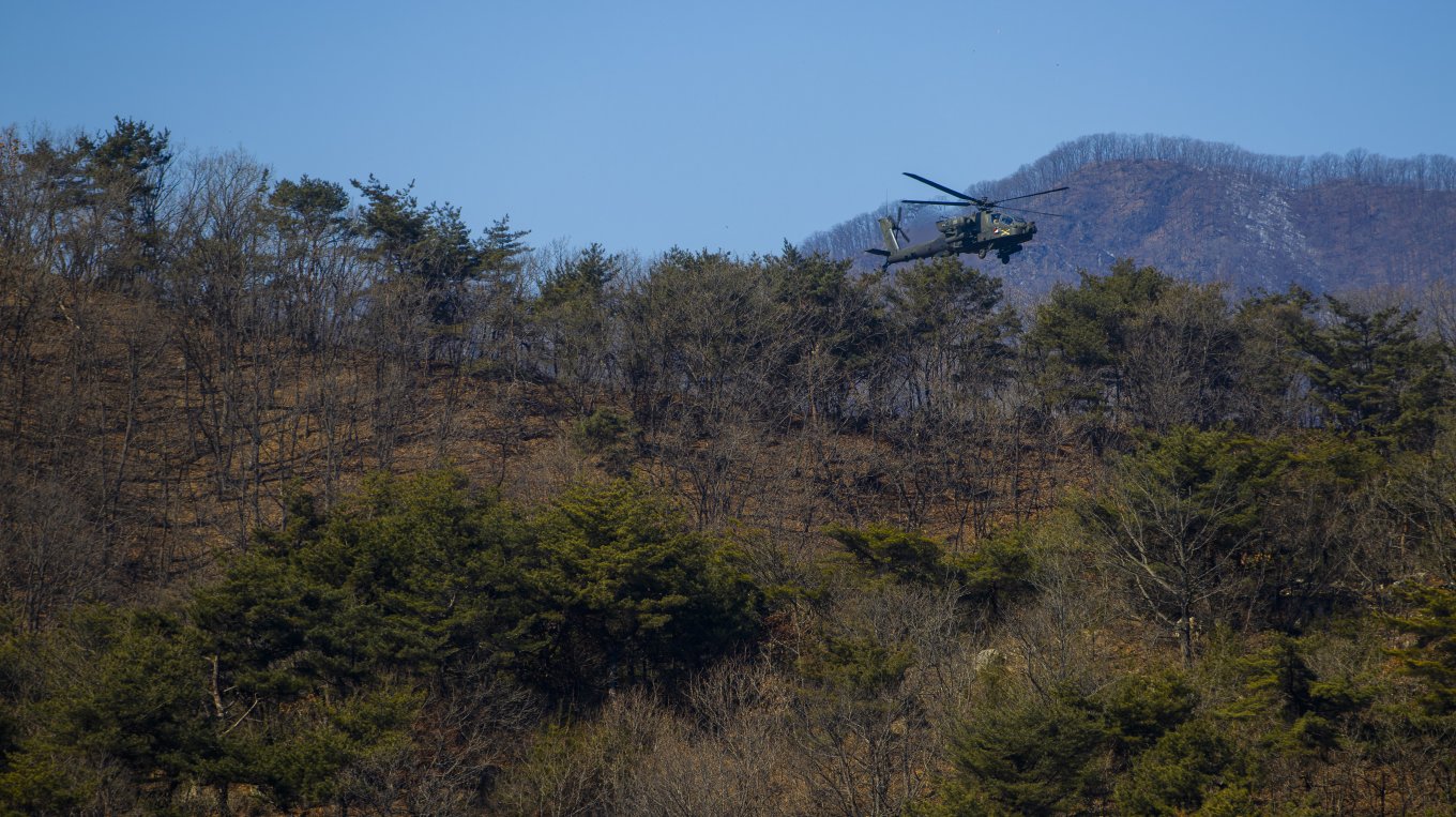 AH-64 Apache