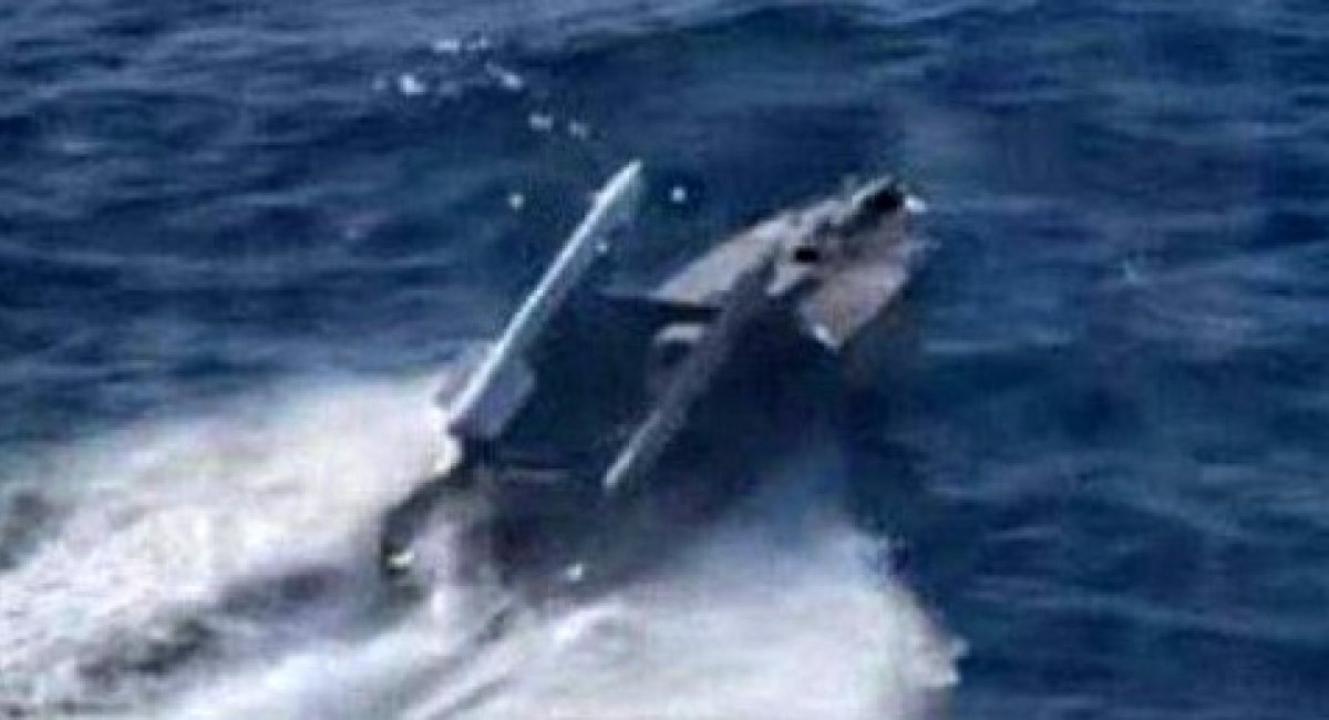 морський дрон Magura V з ракетою Р-73