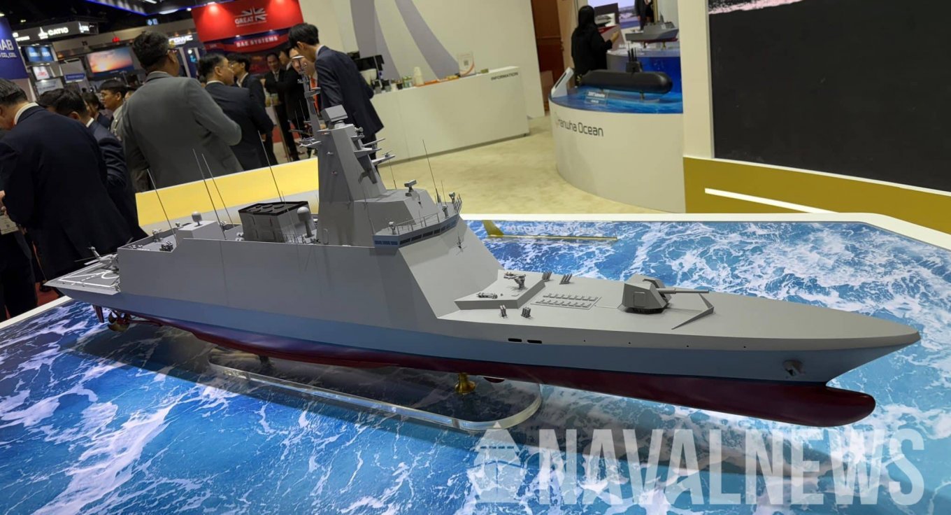 Модель фрегата OCEAN-40F від Hanwha Ocean