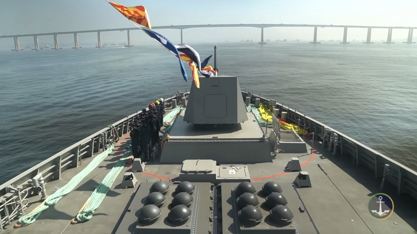 Попри членство в BRICS та "дружбу" з РФ та Китаєм, Бразилія побудує разом з німцями ще 4 фрегати Tamandaré