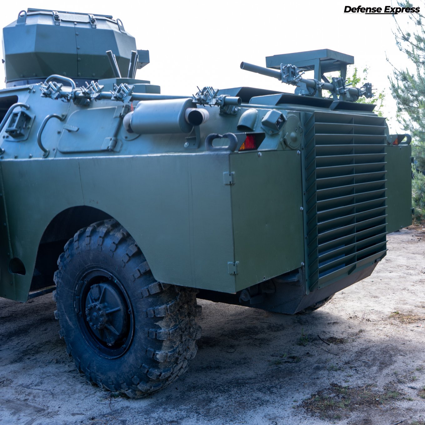 БРДМ-2М зі Starlink