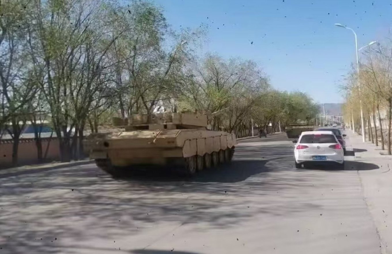 Невідомий китайський танк із гібридною силовою установкою