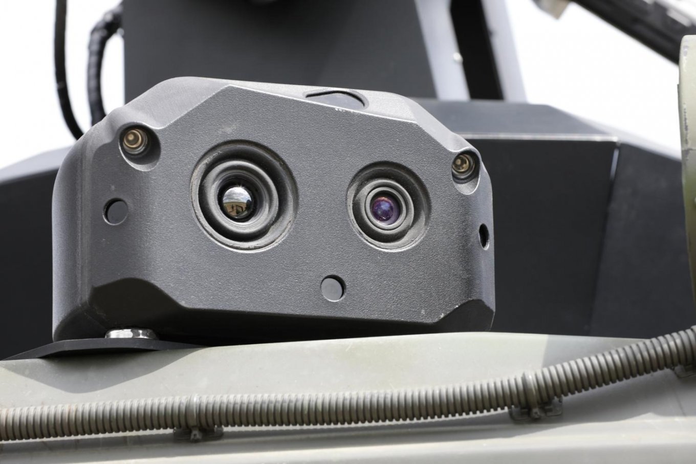 Російські FPV-дрони стають невидимим для українських детекторів – вирішенням проблеми є КАЗ S.O.V.A.-1.0 від Tactical Technology