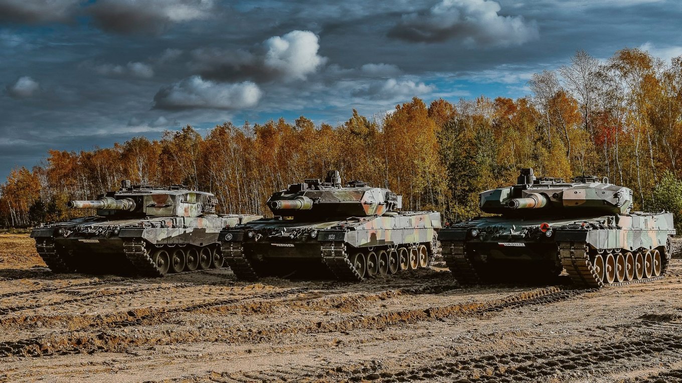 Leopard 2A4, Defense Express