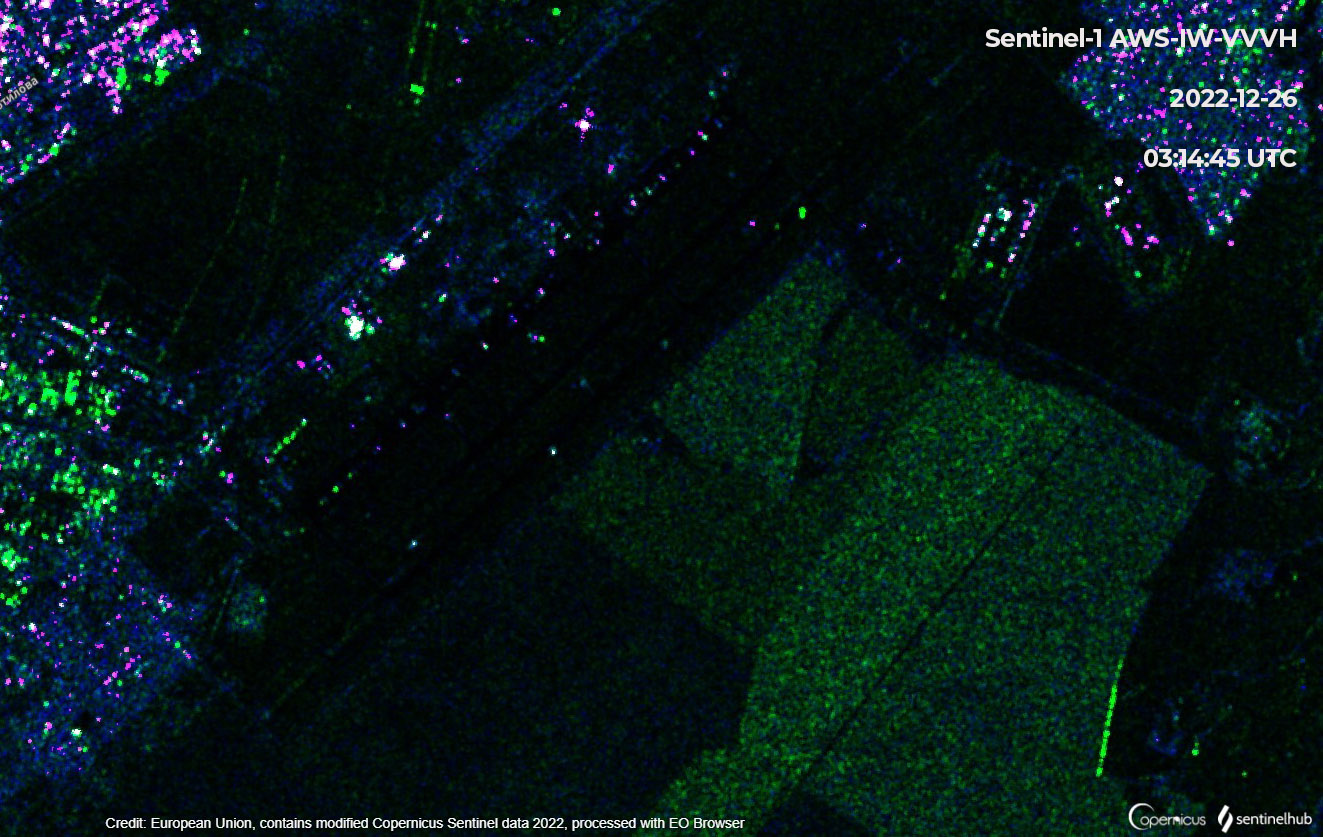 Супутниковий знімок авіабази &quot;Енгельс&quot; у SAR-діапазоні від 26 грудня після &quot;бавовни&quot; (Sentinel-1)