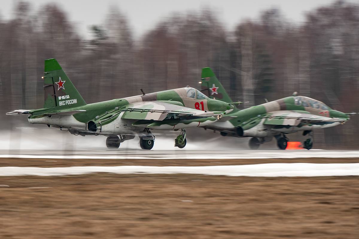 Су-25 та Су-25УБ