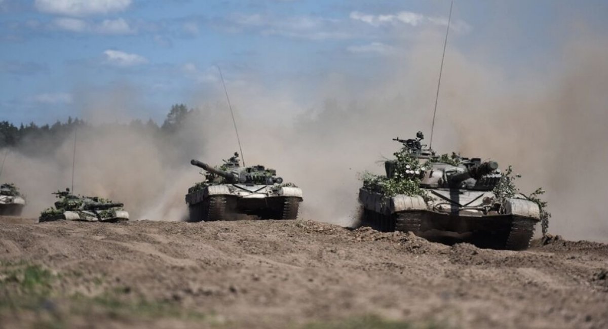 Танки Т-72 польської армії на маневрах