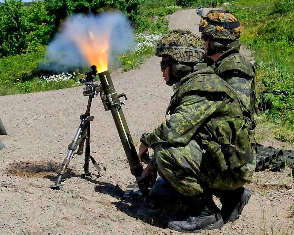 Канада може надати Україні протитанкові гранатомети Carl Gustaf, міномети та стрілецьку зброю, Defense Express