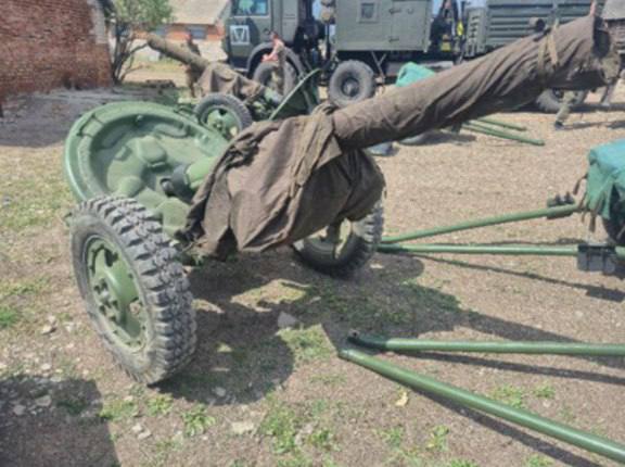 Історія з появою 140-мм мінометів від КНДР у армії РФ виглядає максимально дивно, і ось чому
