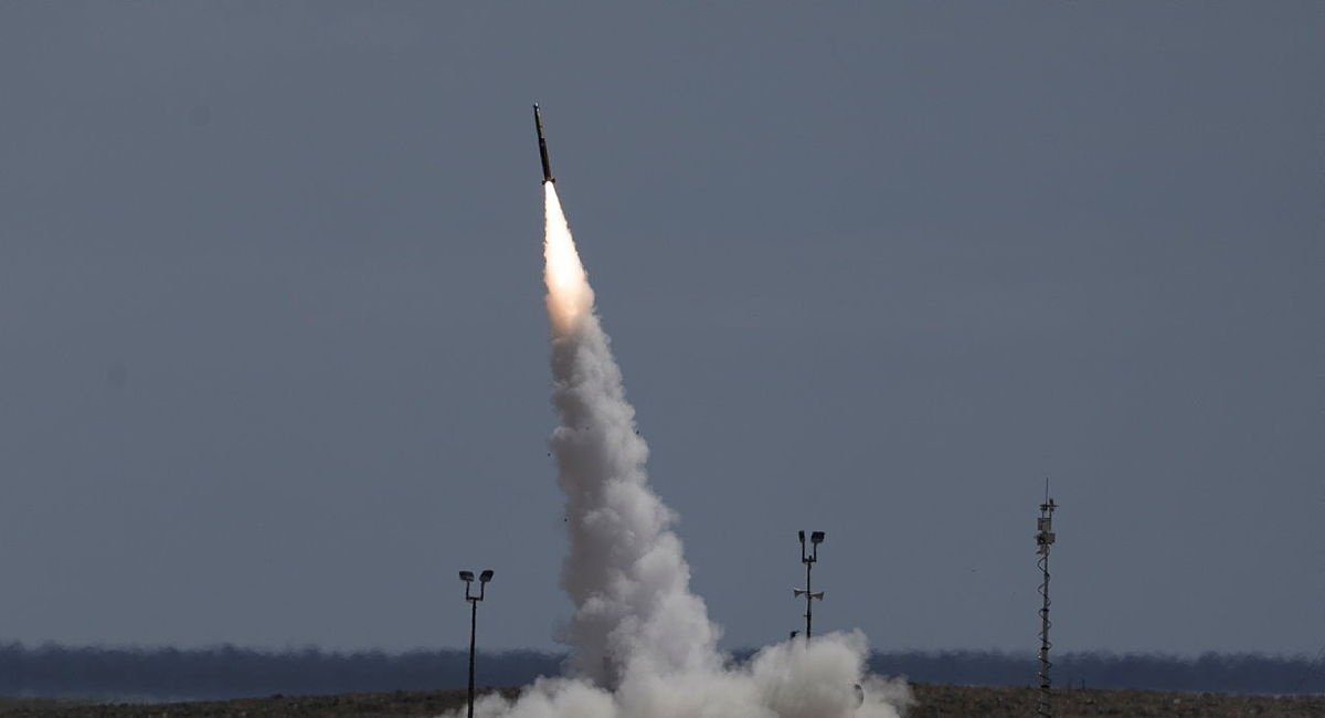 Пуск першої зібраної в Австралії GMLRS з HIMARS