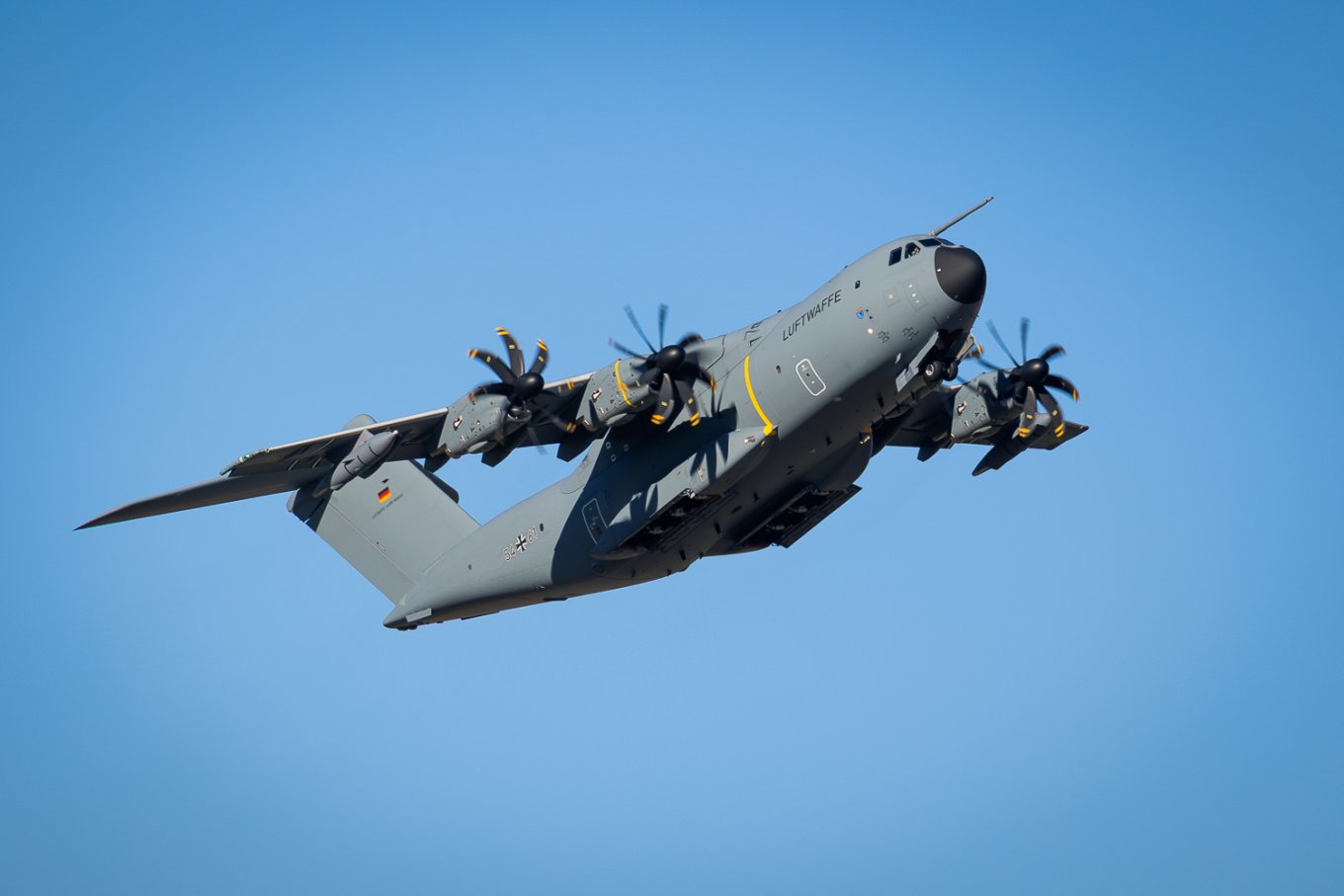 A400M