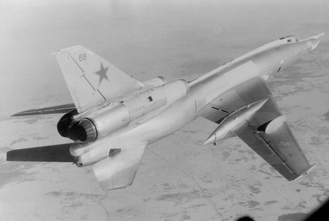 Ту-22