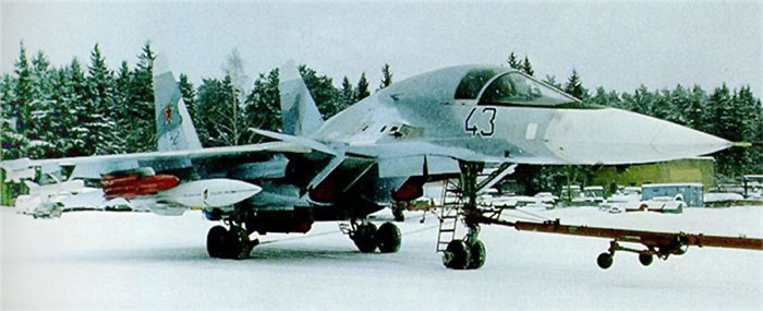 Як в РФ "саджали" прототип Су-34 на "Кузнецов" та який інформаційний результат отримали